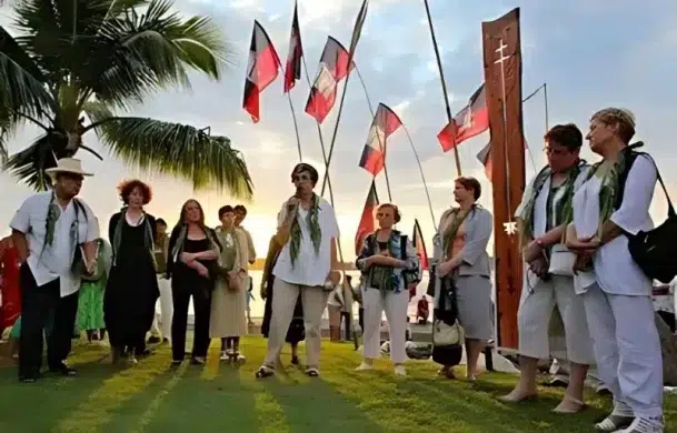 PHOTO DES FEMMES EN VOYAGE A TAHITI EN 2012 
