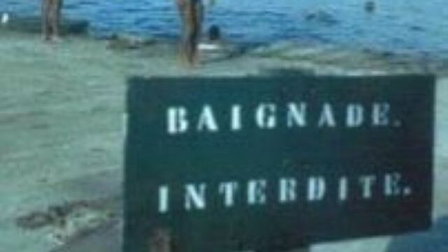 Photo baignade "interdite"